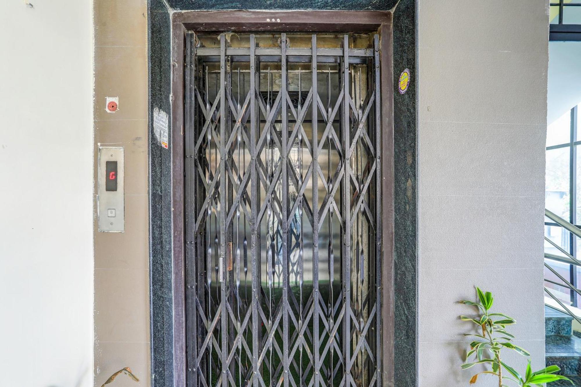 Flagship Hotel Suhana Grand Haïdarabad Extérieur photo